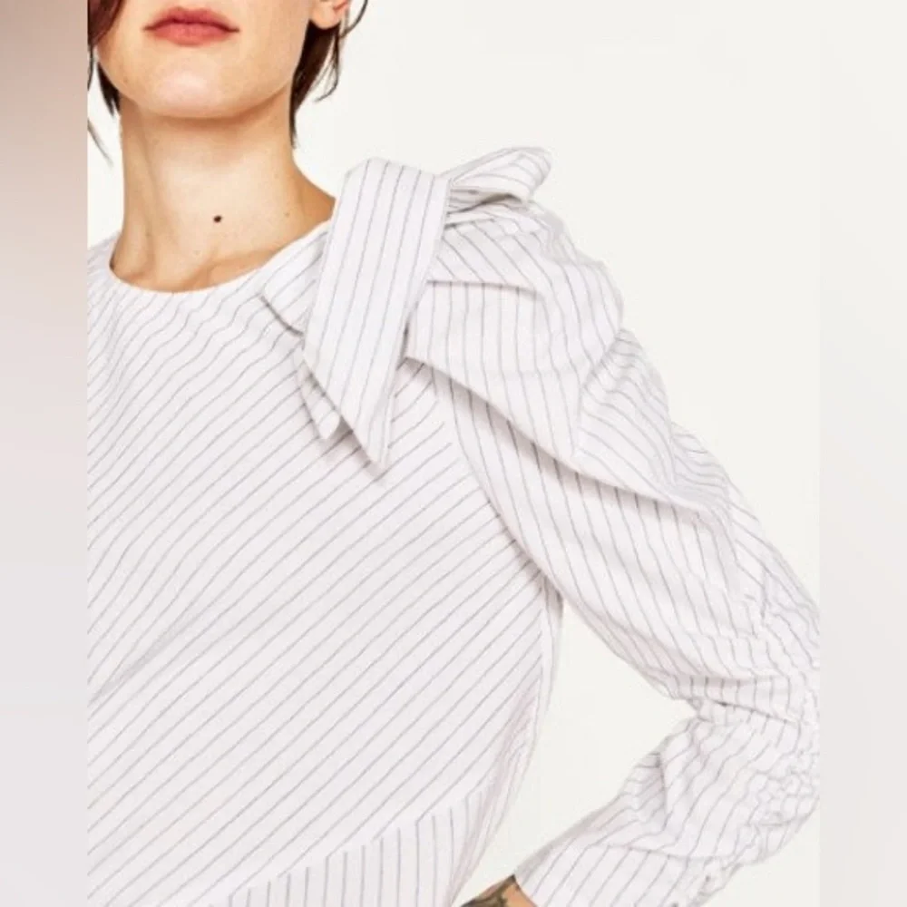 Zara White Striped Shirt with Bow Puff Sleeves size L NWT